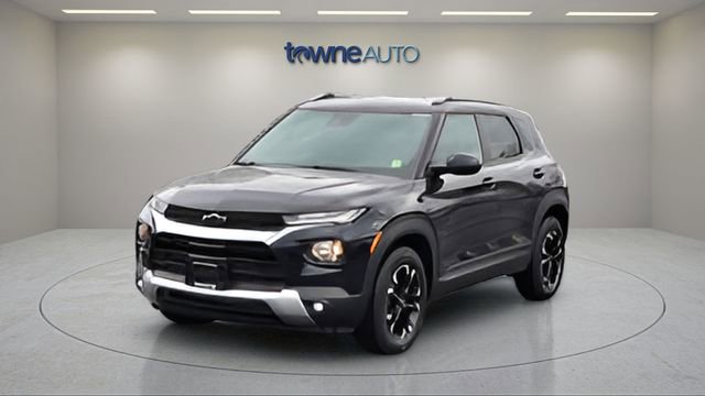 Used 2021 Chevrolet TrailBlazer LT w/ Convenience Package AWD/4WD image 3