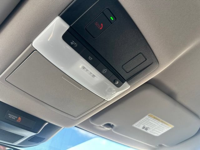 Used 2026 Nissan Rogue SV FWD image 34