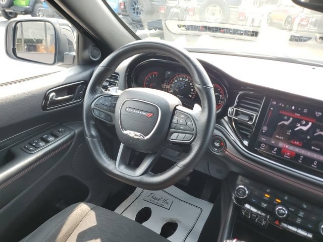 Used 2025 Dodge Durango GT AWD/4WD image 17