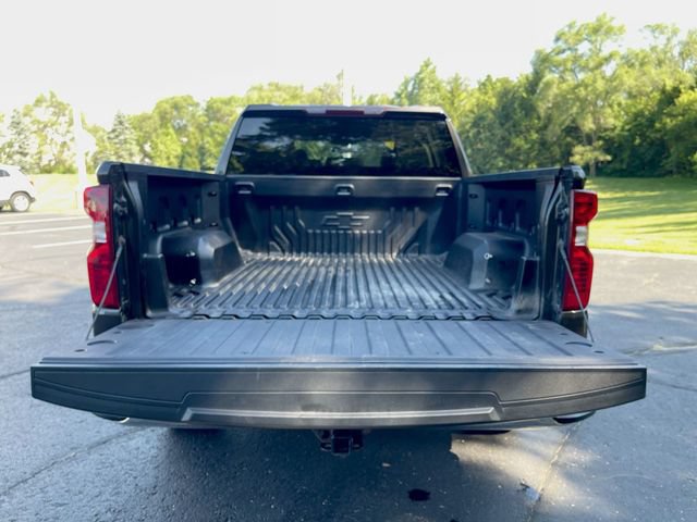 Used 2022 Chevrolet Silverado 1500 LT AWD/4WD image 25