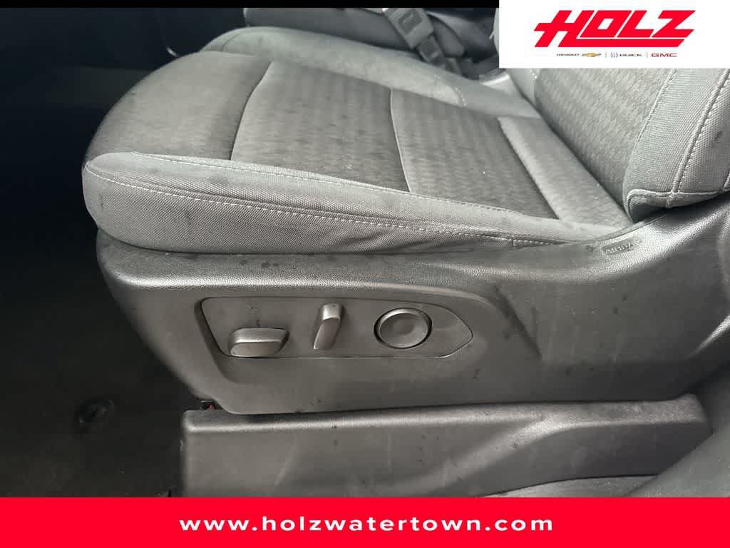 Certified 2025 Chevrolet Silverado 1500 LT AWD/4WD image 8