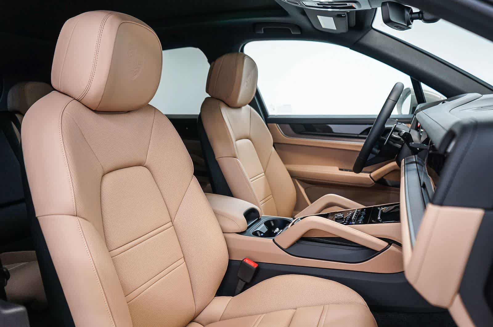 New 2026 Porsche Cayenne AWD/4WD image 22