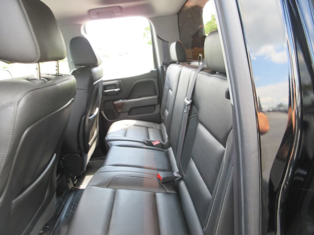 Used 2015 GMC Sierra 1500 SLE w/ SLE Value Package AWD/4WD image 21