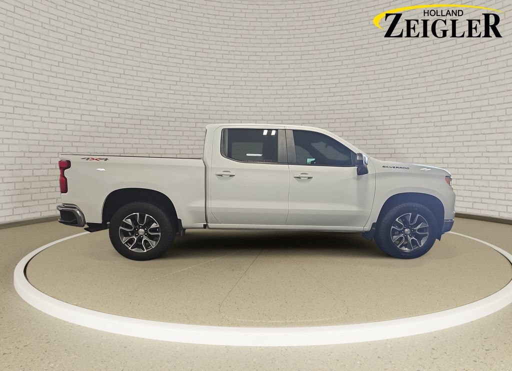 Used 2024 Chevrolet Silverado 1500 LT AWD/4WD image 4