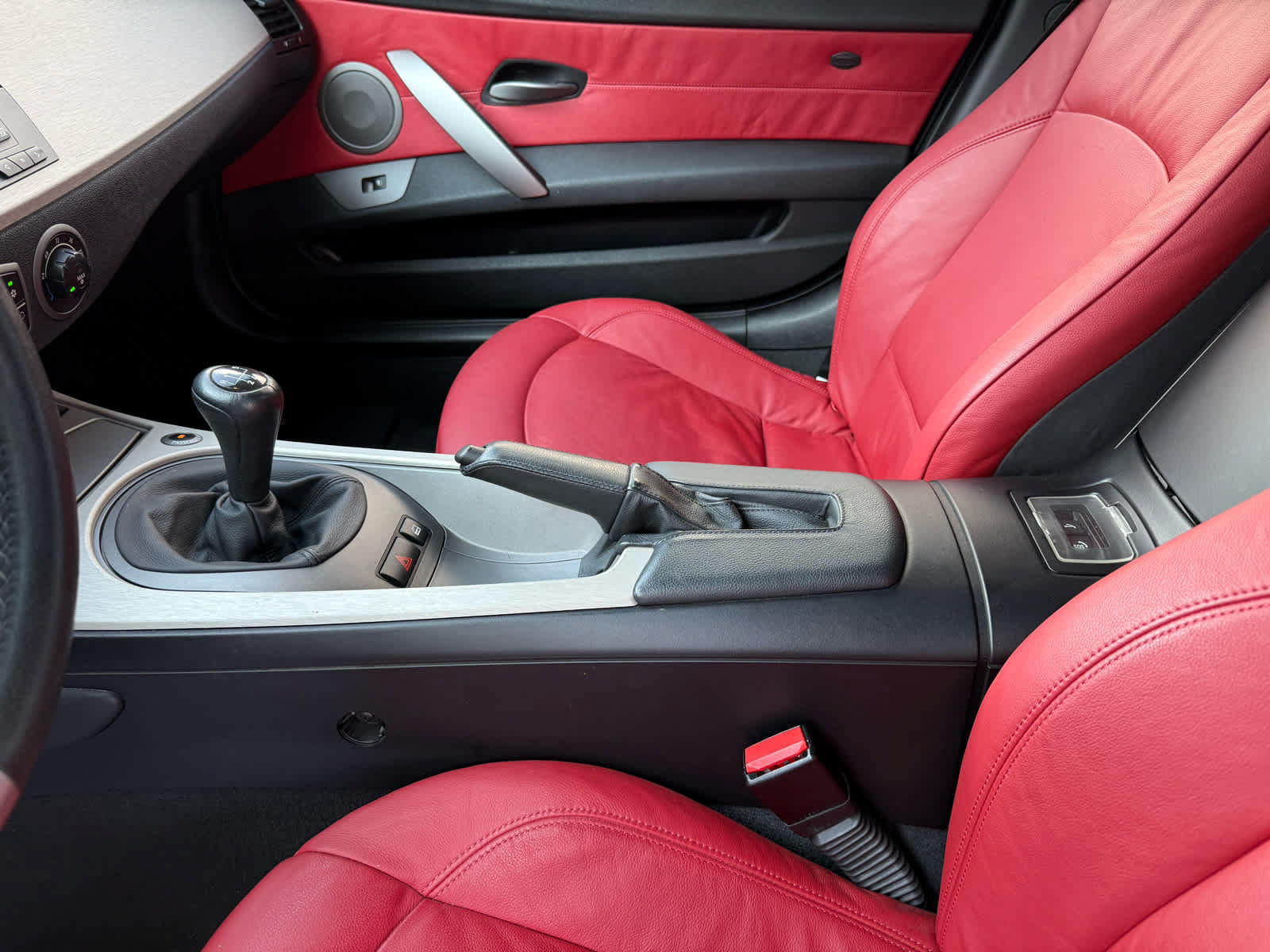 Used 2004 BMW Z4 2.5i RWD image 21