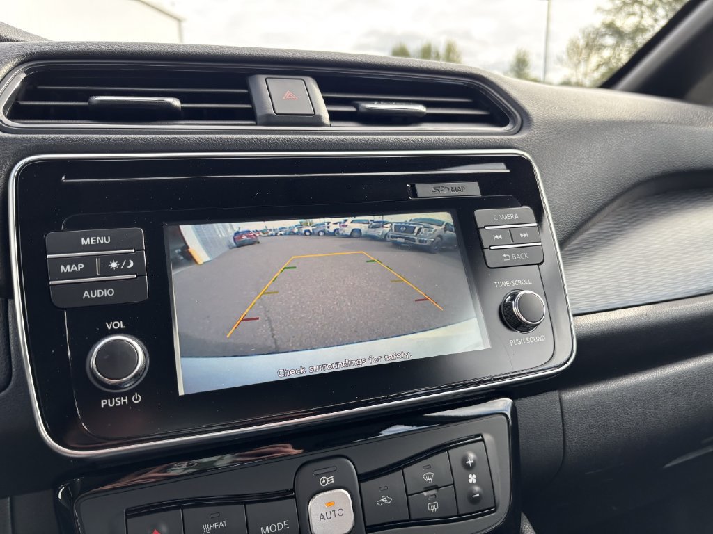 Used 2019 Nissan Leaf SV FWD image 30