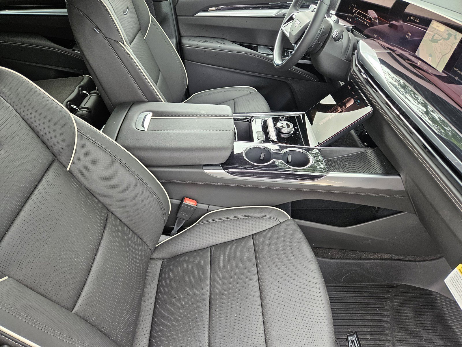 New 2026 Cadillac Escalade Sport w/ Touring Package AWD/4WD image 10