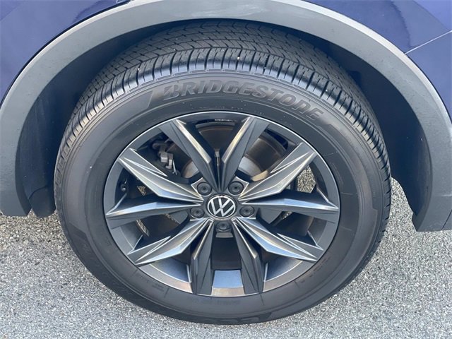 Used 2022 Volkswagen Tiguan SE image 30