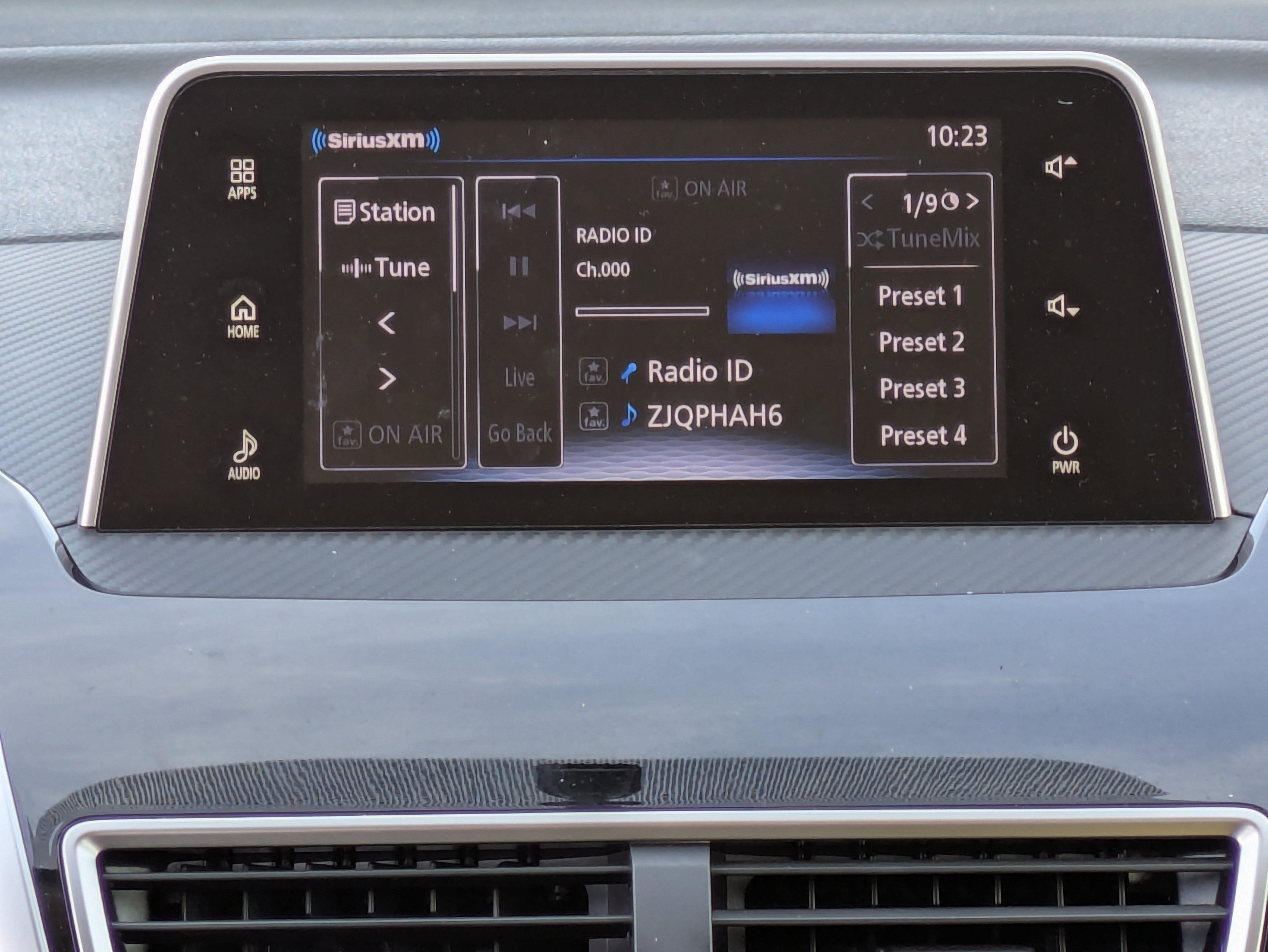 Used 2018 Mitsubishi Eclipse Cross LE image 19