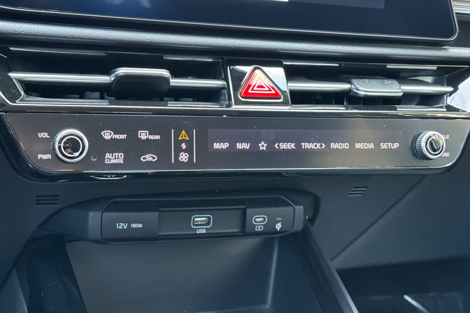 Used 2023 Kia Niro Wind FWD image 25