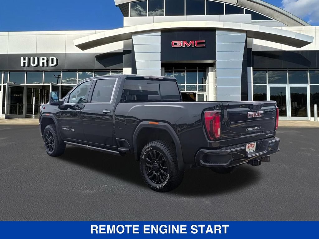 Used 2023 GMC Sierra 2500 Denali w/ Denali Black Diamond Edition AWD/4WD image 6