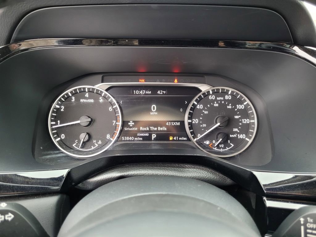 Used 2024 Nissan Pathfinder SV FWD image 24