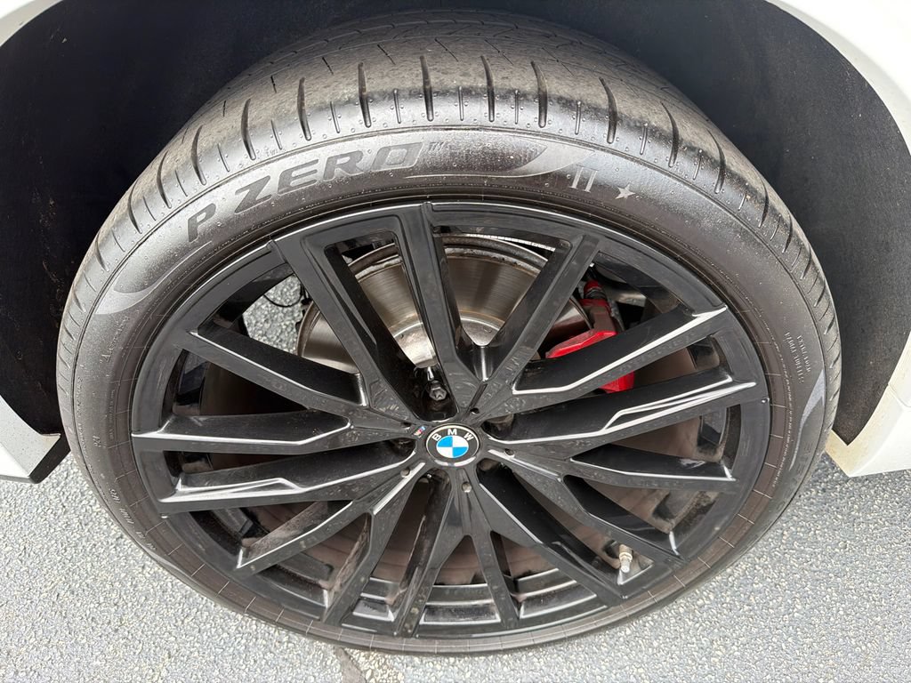 Used 2026 BMW X5 sDrive40i w/ M Sport Package RWD image 17
