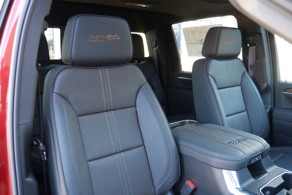 New 2026 Chevrolet Silverado 3500 High Country w/ High Country Premium Package AWD/4WD image 16