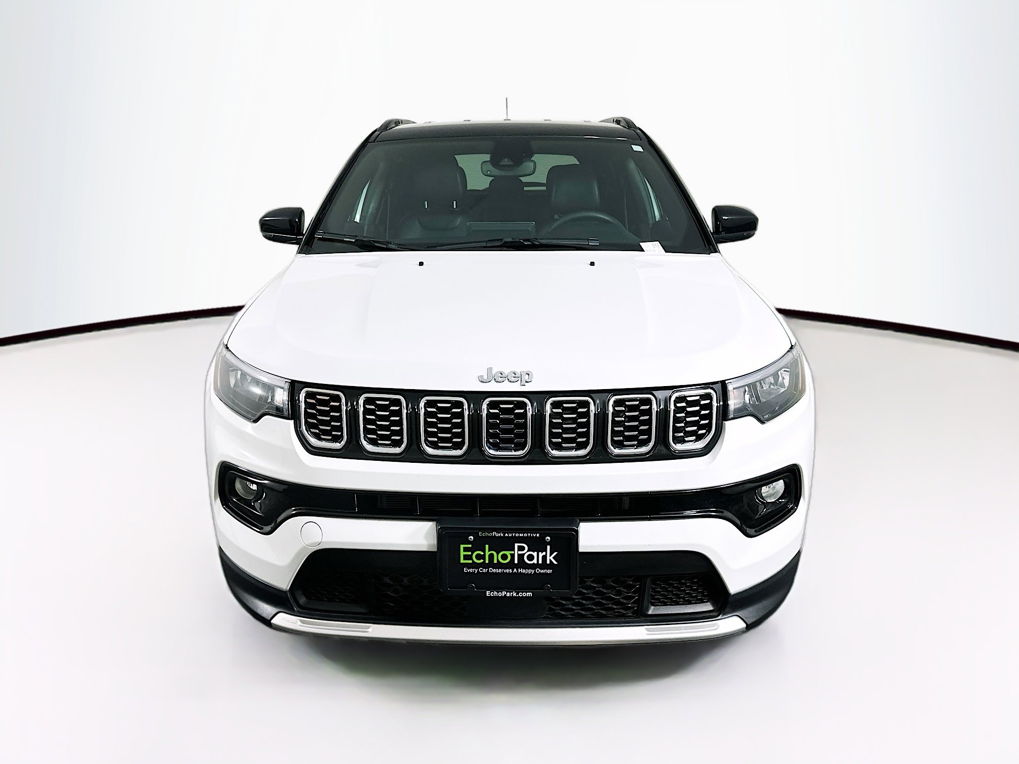 Used 2025 Jeep Compass Limited image 2