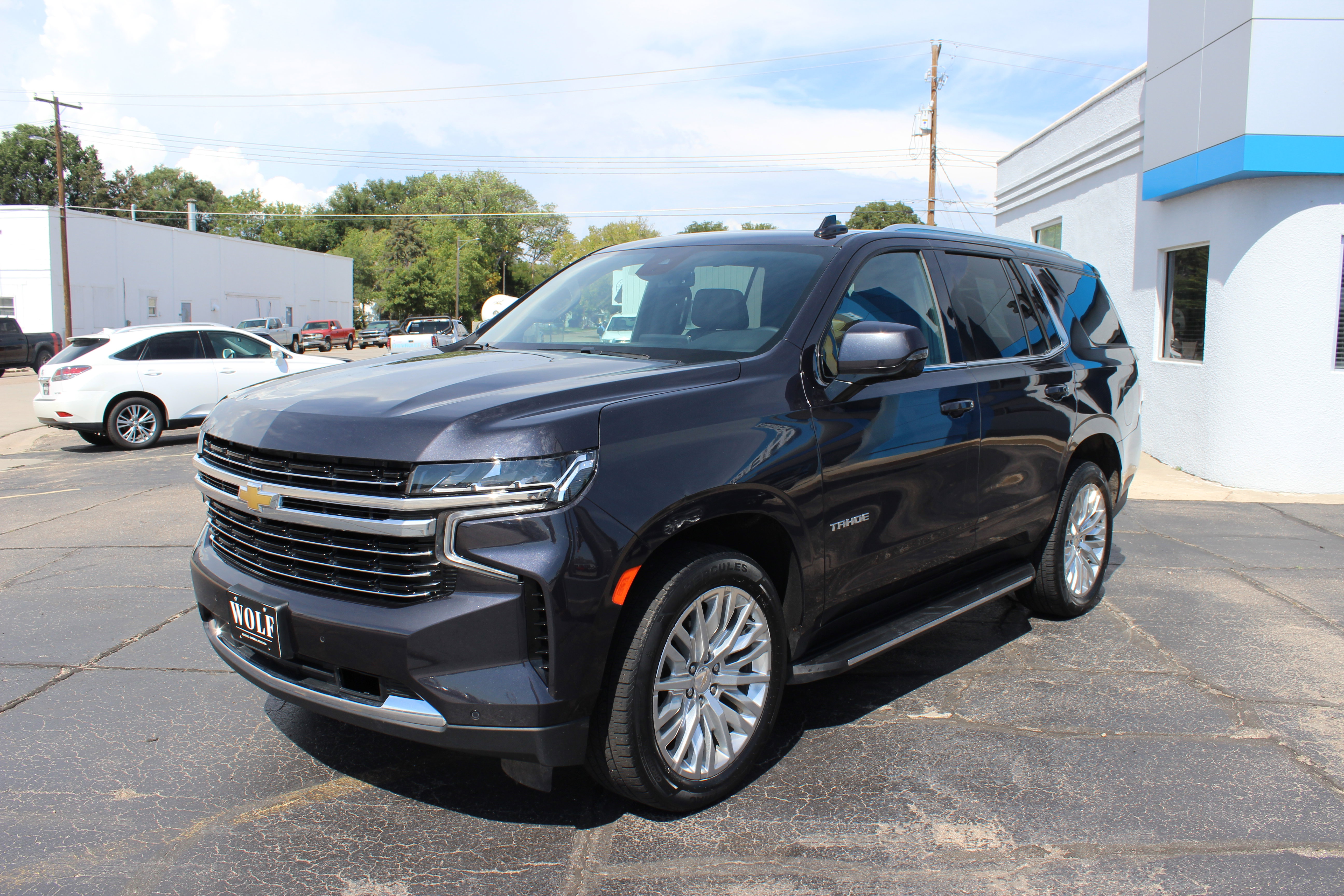 Used 2023 Chevrolet Tahoe LT w/ LT Signature Plus Package image 1