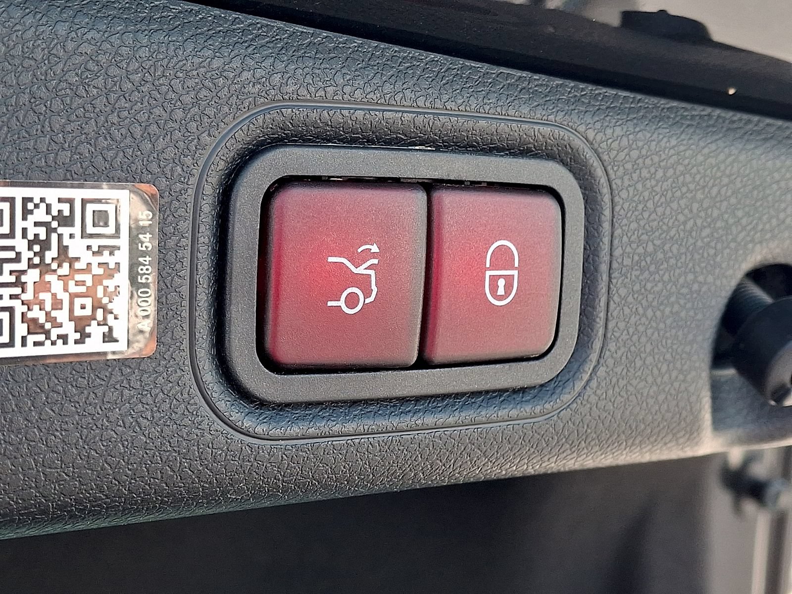 Certified 2023 Mercedes-Benz E 350 4MATIC Sedan image 28