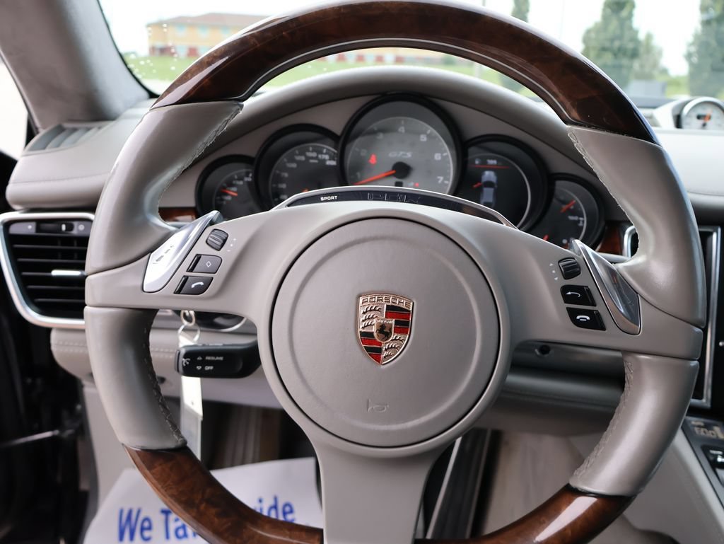 Used 2013 Porsche Panamera GTS AWD/4WD image 29