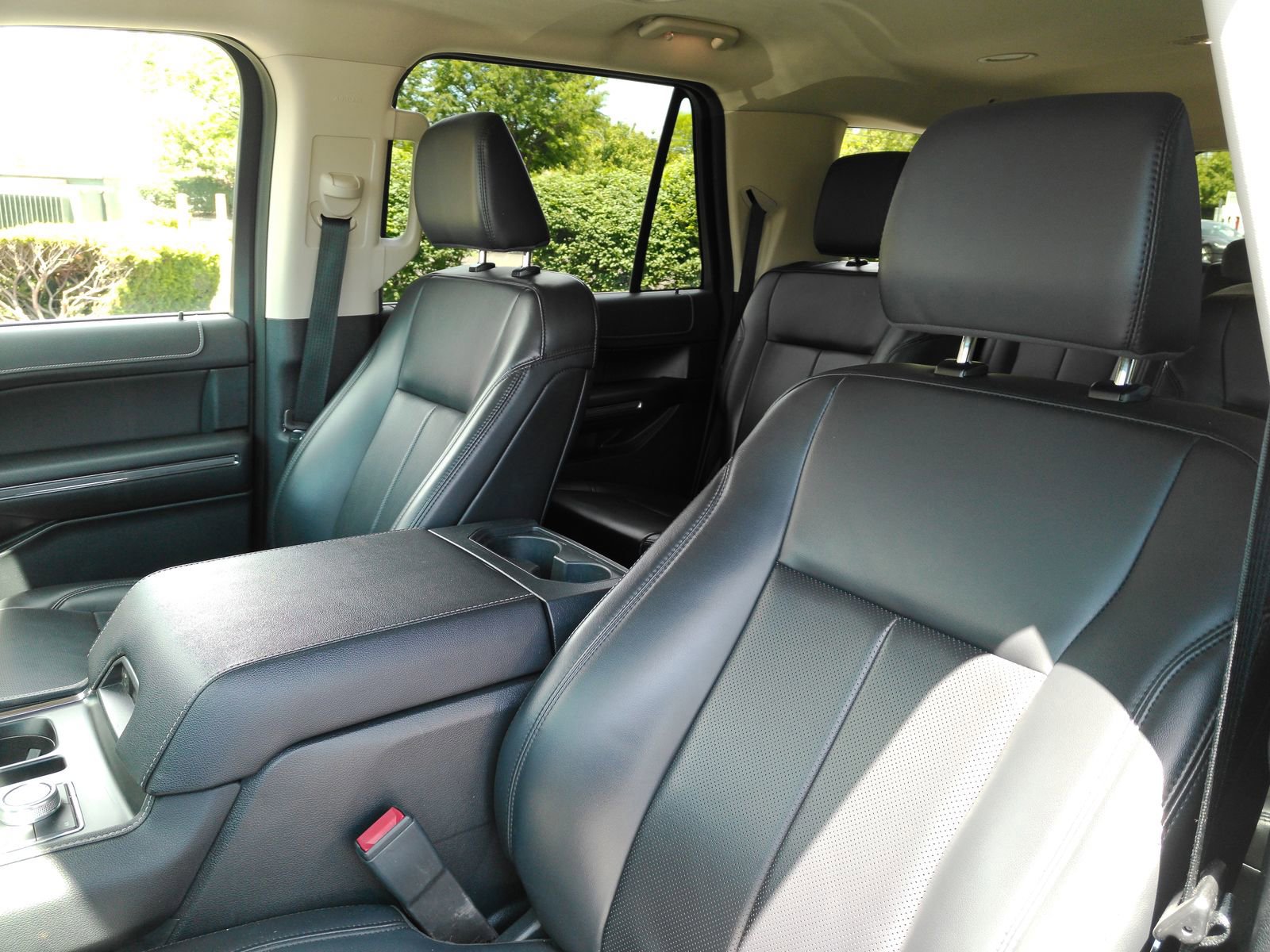 Used 2022 Ford Expedition Max XLT AWD/4WD image 11