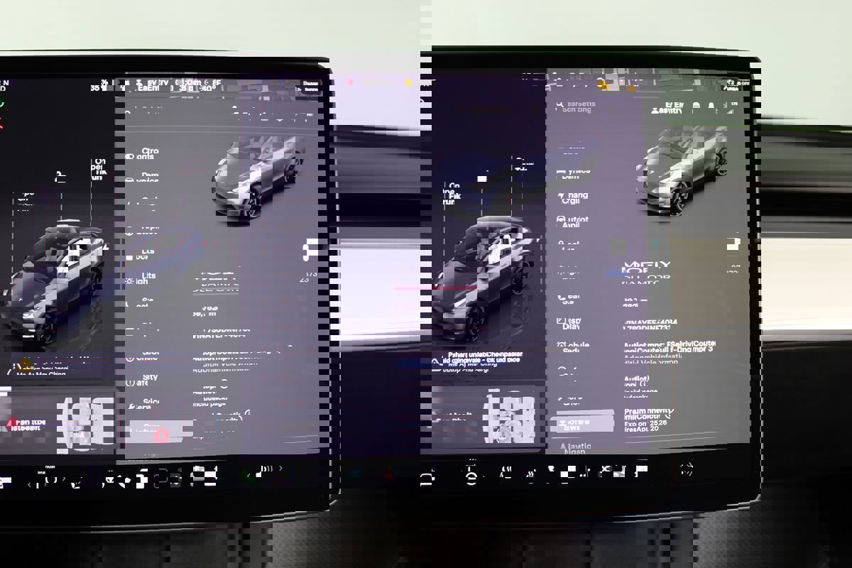 Used 2022 Tesla Model Y Performance image 16