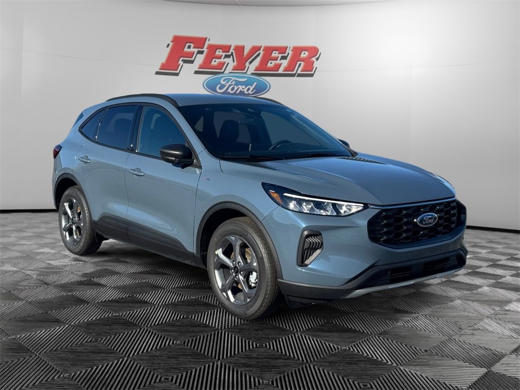 New 2026 Ford Escape ST-Line w/ Cold Weather Package image 3