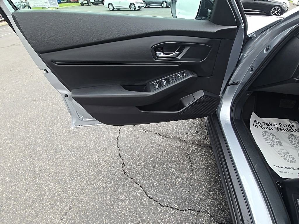 Certified 2025 Honda Accord SE image 11