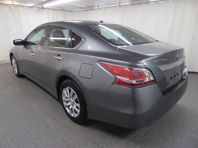 Used 2015 Nissan Altima 2.5 S w/ Power Driver Seat Package FWD image 5