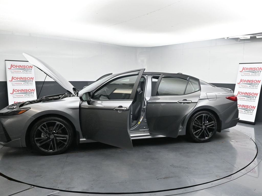 Used 2025 Toyota Camry XSE image 42