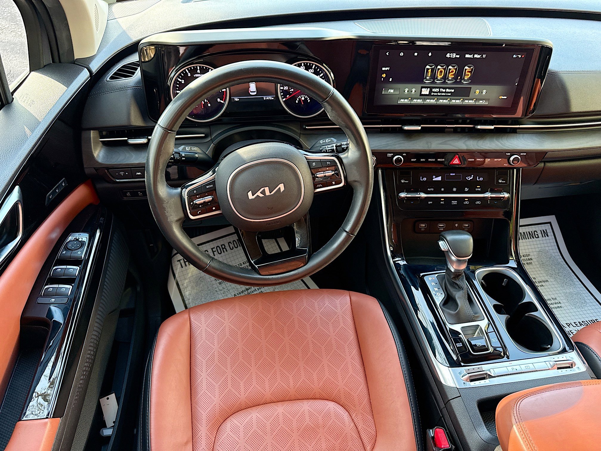 Used 2022 Kia Carnival SX FWD image 18