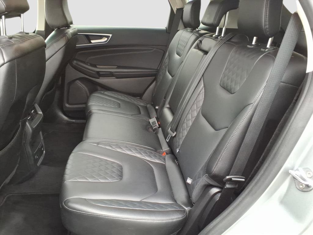 Used 2024 Ford Edge Titanium image 13