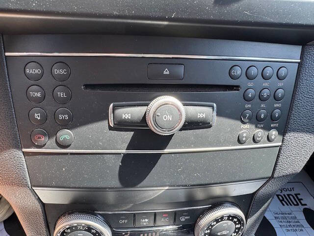 Used 2011 Mercedes-Benz GLK 350 2WD image 42