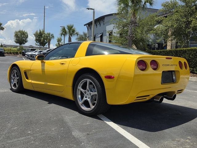 Used 2001 Chevrolet Corvette Coupe w/ Preferred Equipment Group2 RWD image 5