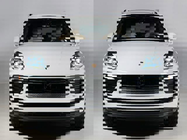 New 2025 Porsche Macan image 6