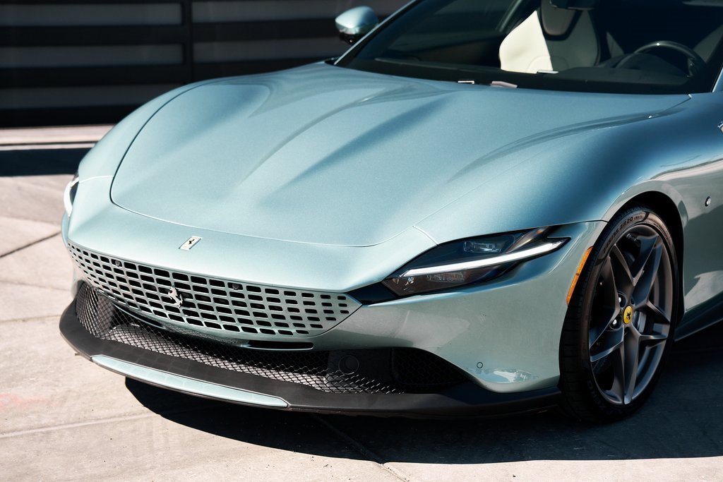 Used 2022 Ferrari Roma Base image 5