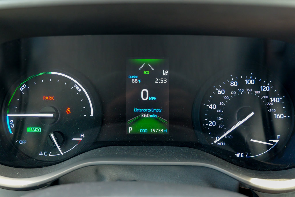 Used 2024 Toyota Sienna XLE w/ XLE Plus Package FWD image 45