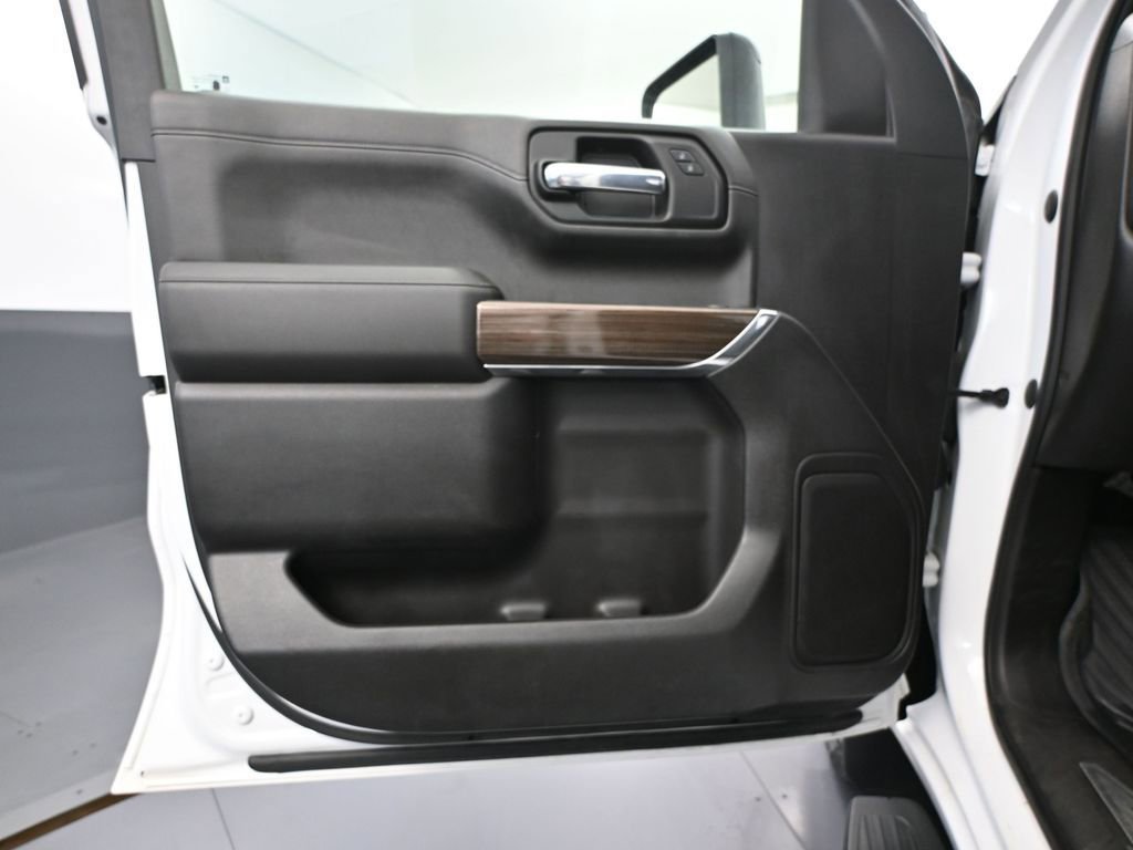 Used 2021 Chevrolet Silverado 1500 LT Trail Boss w/ Bed Protection Package image 22