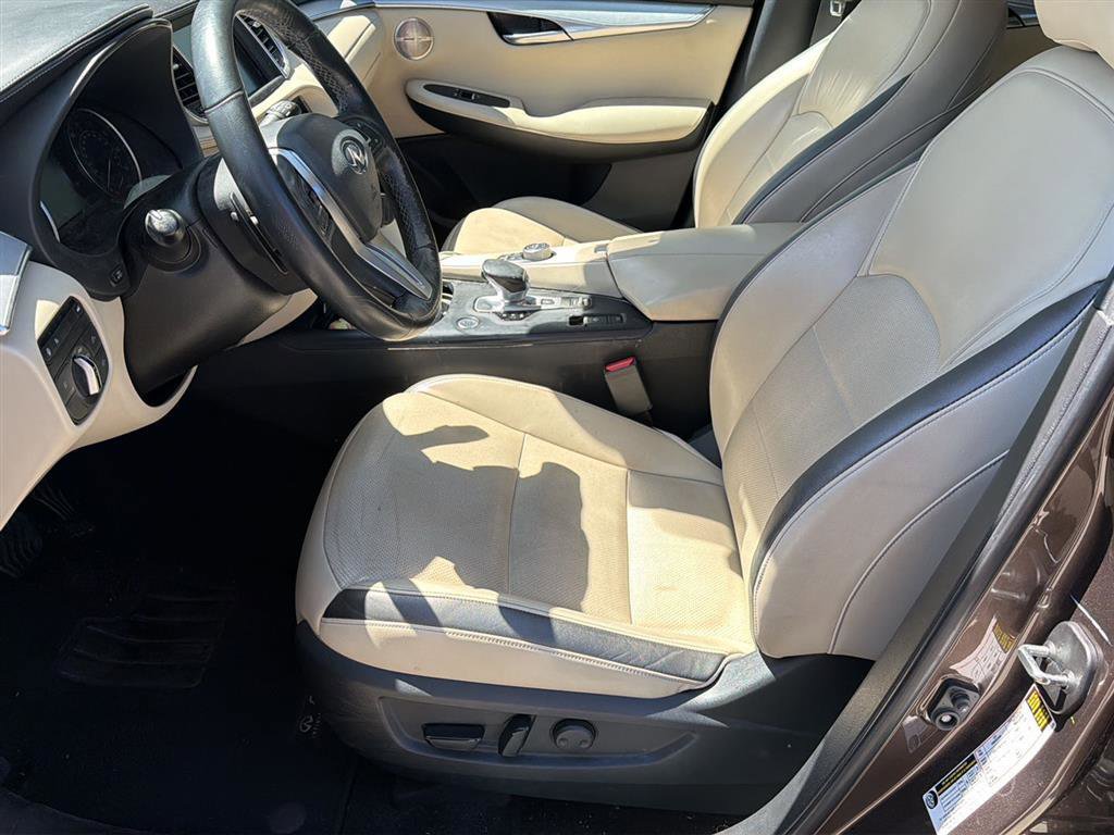 Used 2019 INFINITI QX50 Essential w/ Premium Audio Package image 12