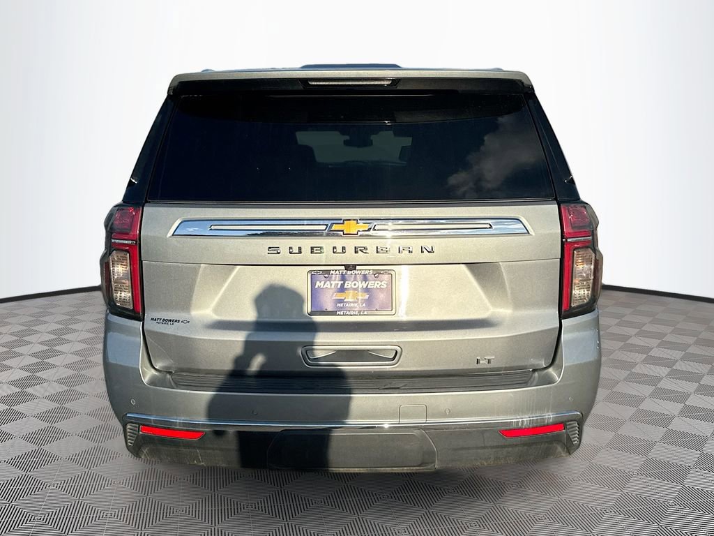 Used 2023 Chevrolet Suburban LT image 6