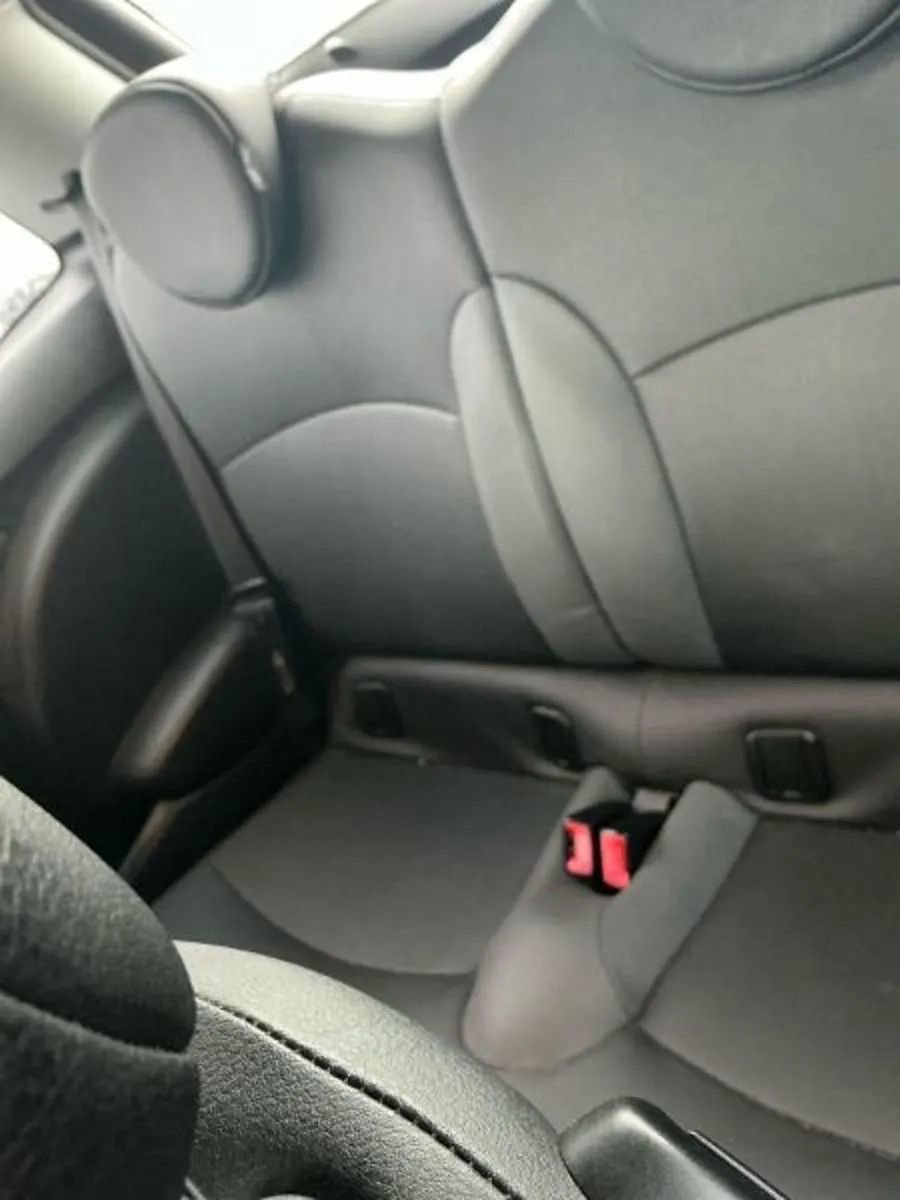 Used 2010 MINI Cooper S image 8