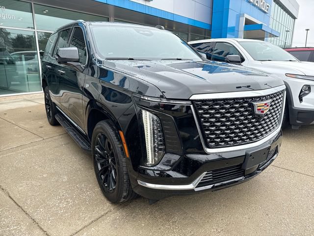 Used 2025 Cadillac Escalade Premium Luxury AWD/4WD image 5