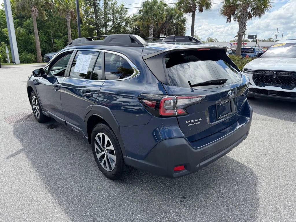 Used 2023 Subaru Outback Premium AWD/4WD image 7