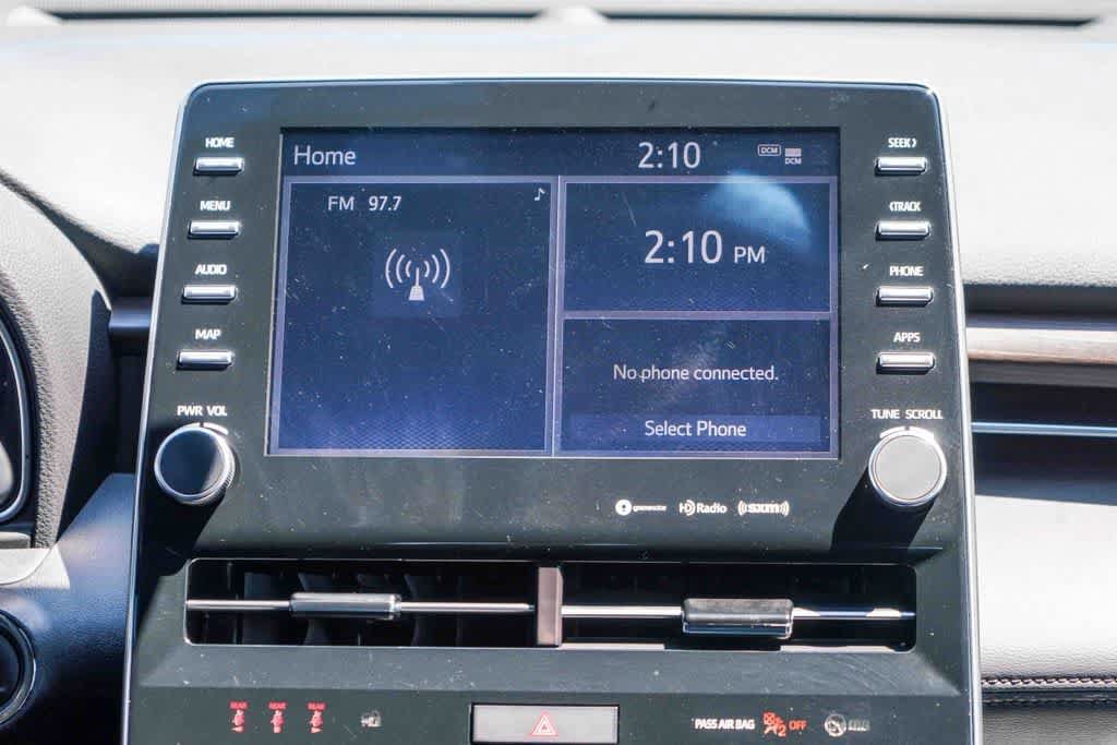 Used 2022 Toyota Avalon XLE FWD image 13