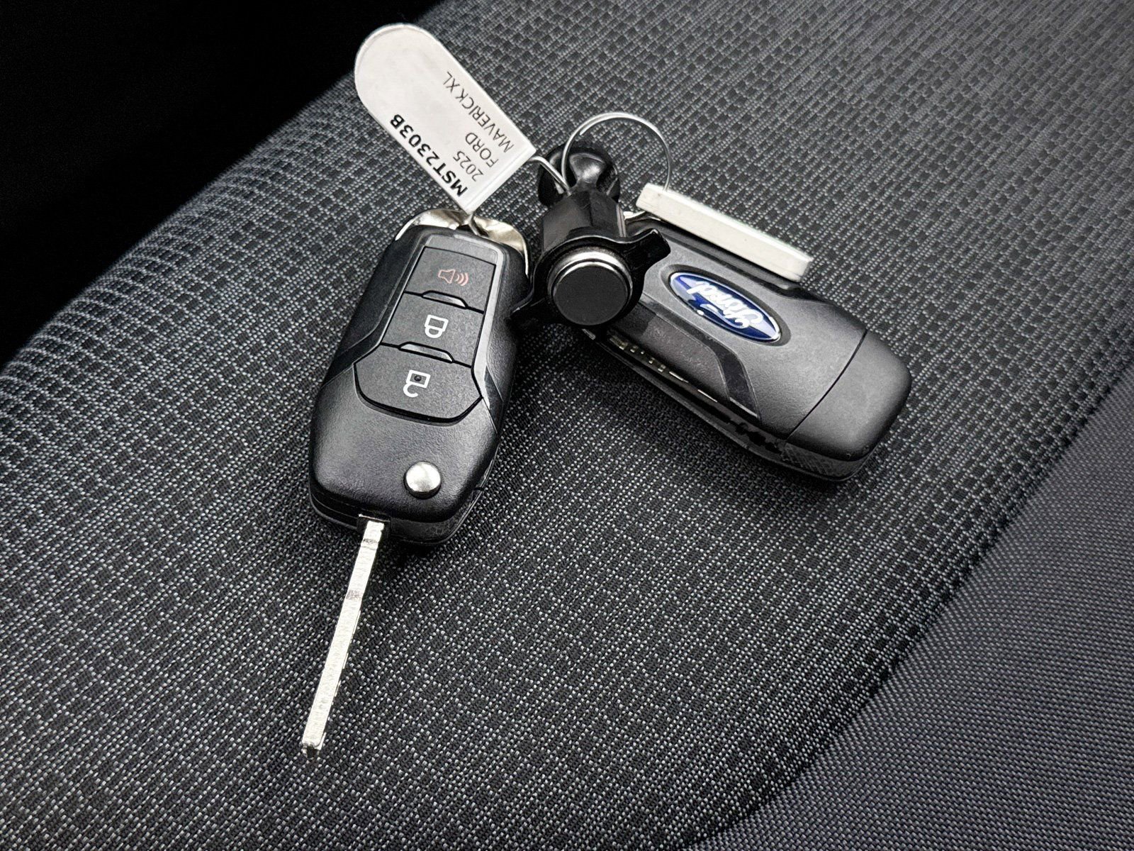 Used 2025 Ford Maverick XL w/ Equipment Group 102A image 35