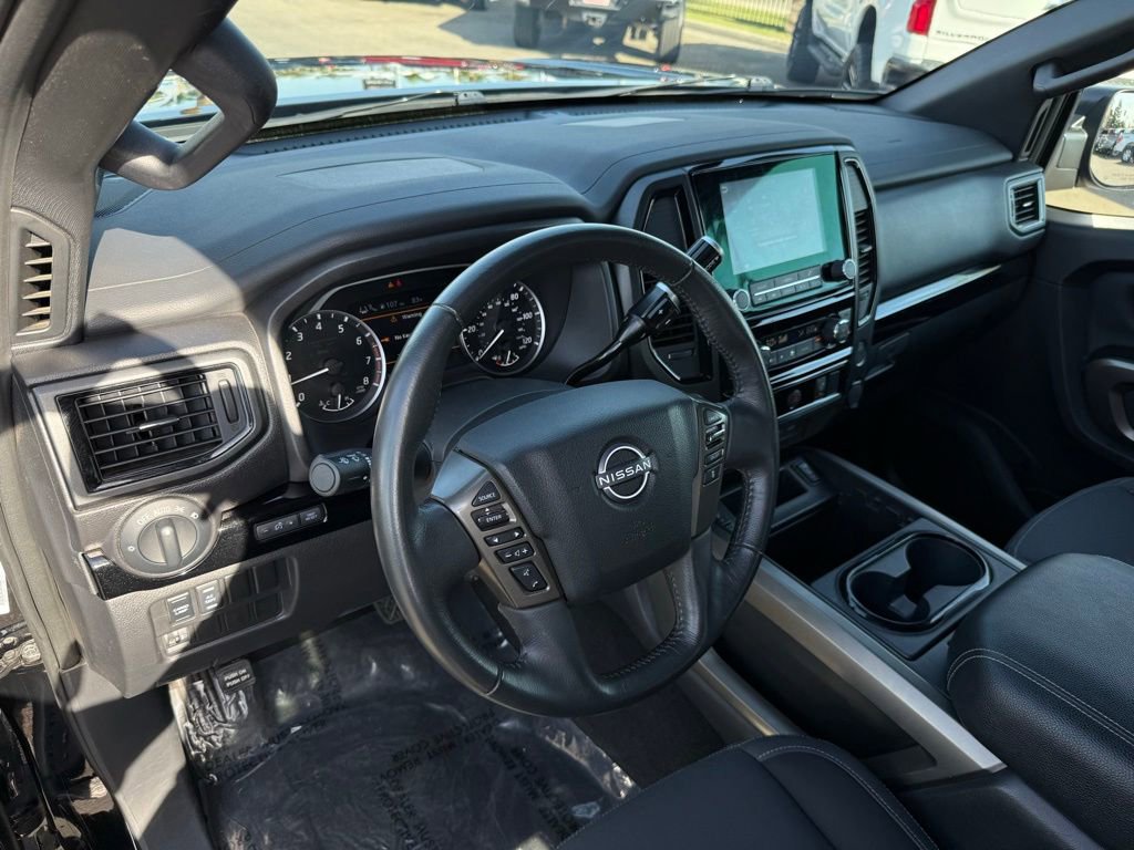Used 2024 Nissan Titan SV w/ SV Bronze Edition Package RWD image 18