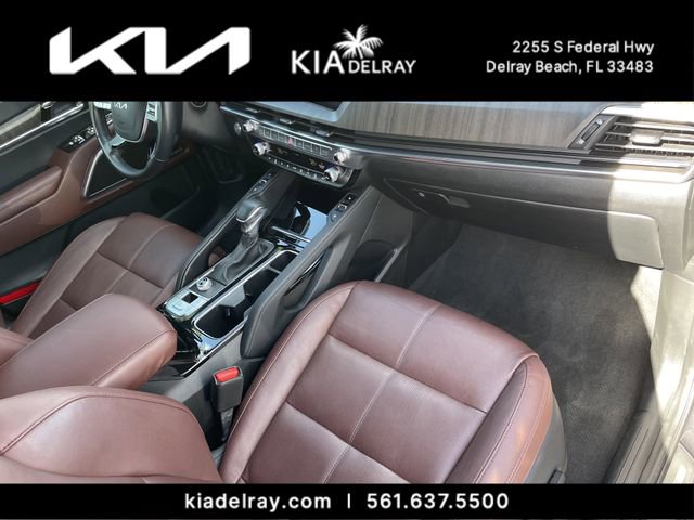 Used 2024 Kia Telluride SX w/ Towing Package FWD image 10