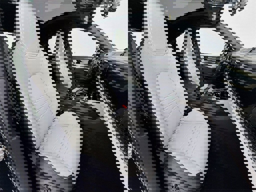 New 2026 Porsche Cayenne S image 33