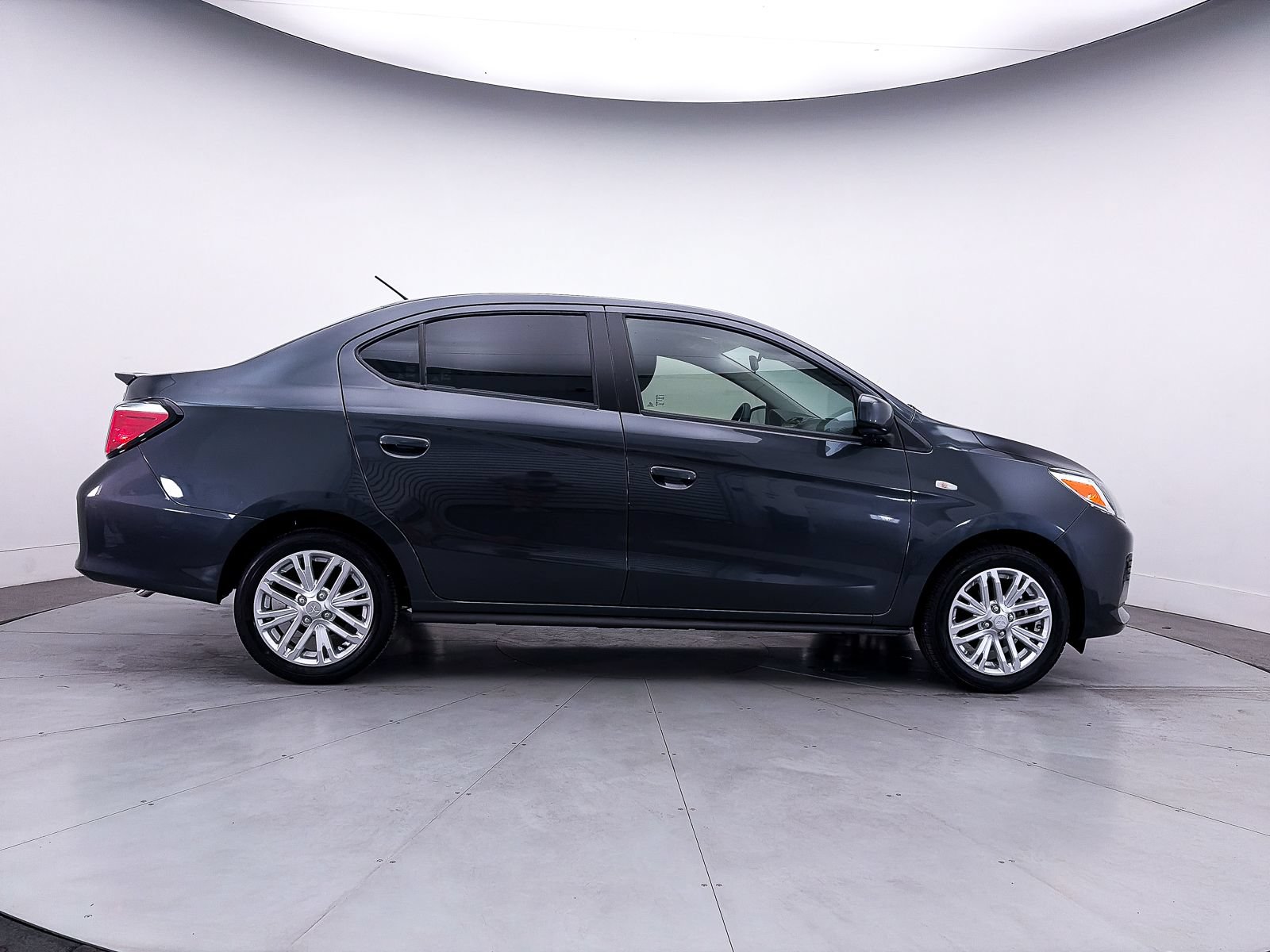 Used 2024 Mitsubishi Mirage G4 LE FWD image 34