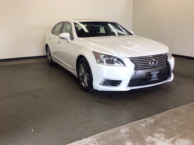 Used 2016 Lexus LS 460 AWD w/ Comfort Package image 1
