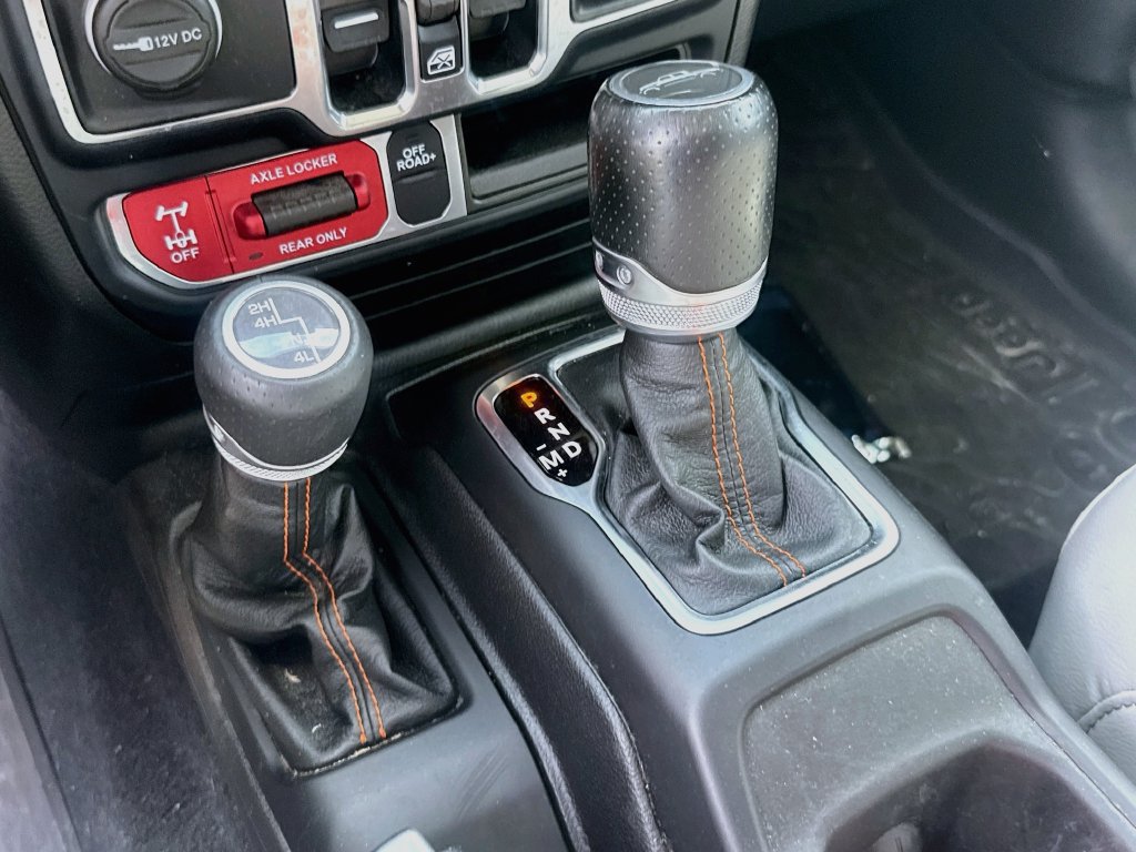 Certified 2023 Jeep Gladiator Mojave w/ LED Lighting Group AWD/4WD image 18