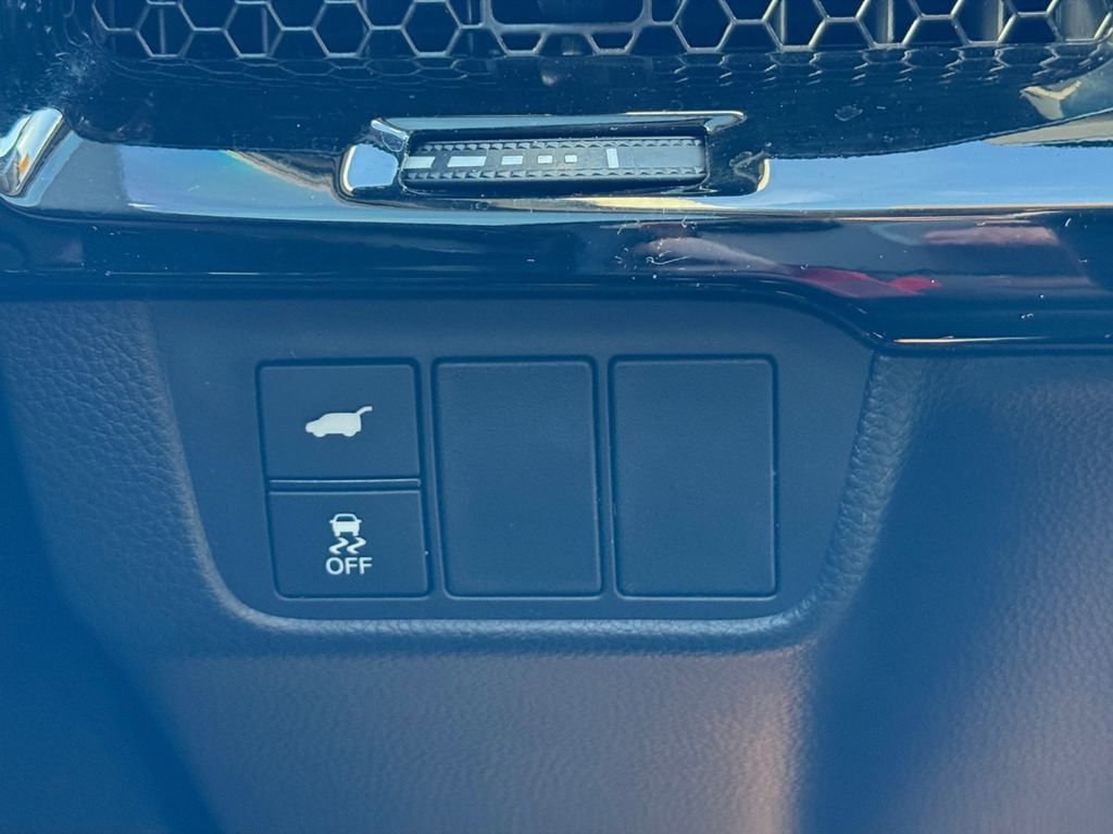 Used 2024 Honda CR-V EX-L image 3